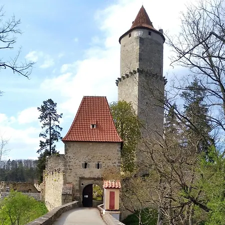 U Orlickeho Jezera - Kamenice Lejlighedshotel 3*