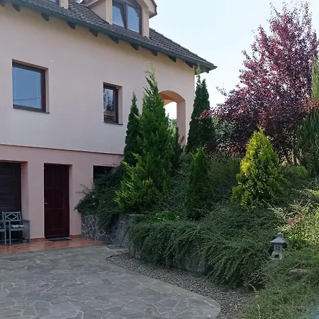 U Orlického Jezera - Kamenice Appart hôtel Klucenice